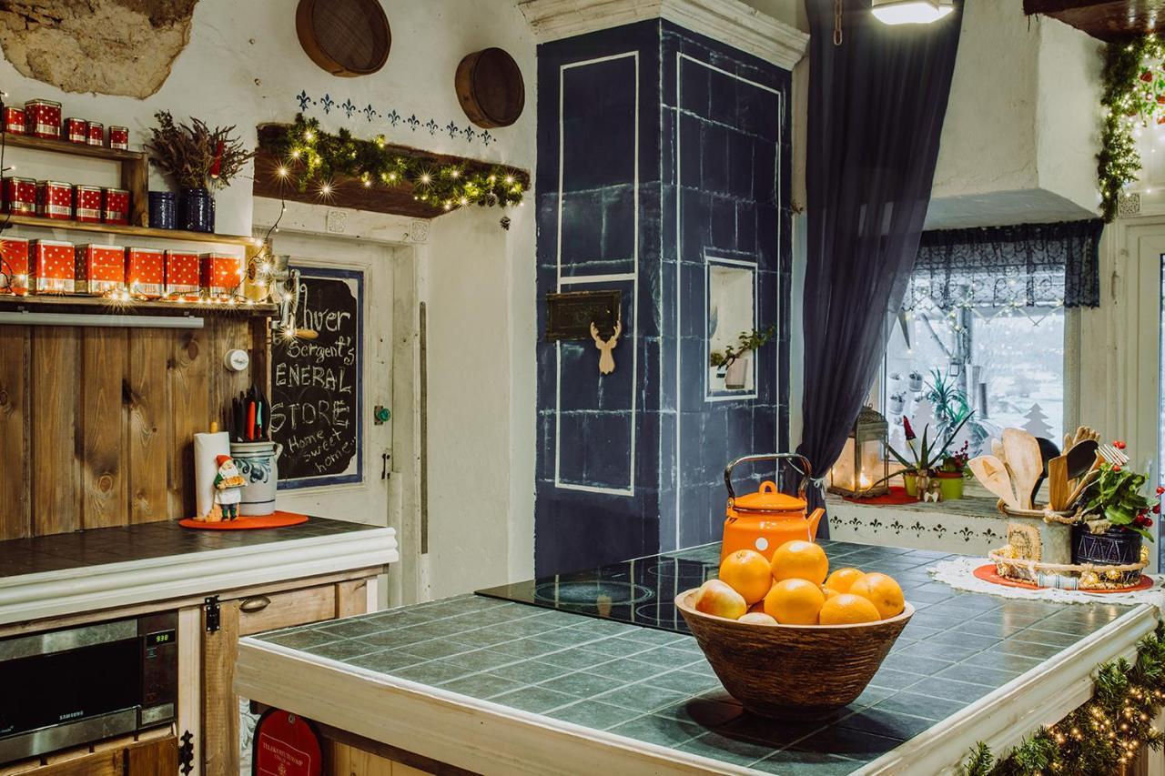 B&B Rando & Kaerdi Juures Oue Lyuganuse Kültér fotó