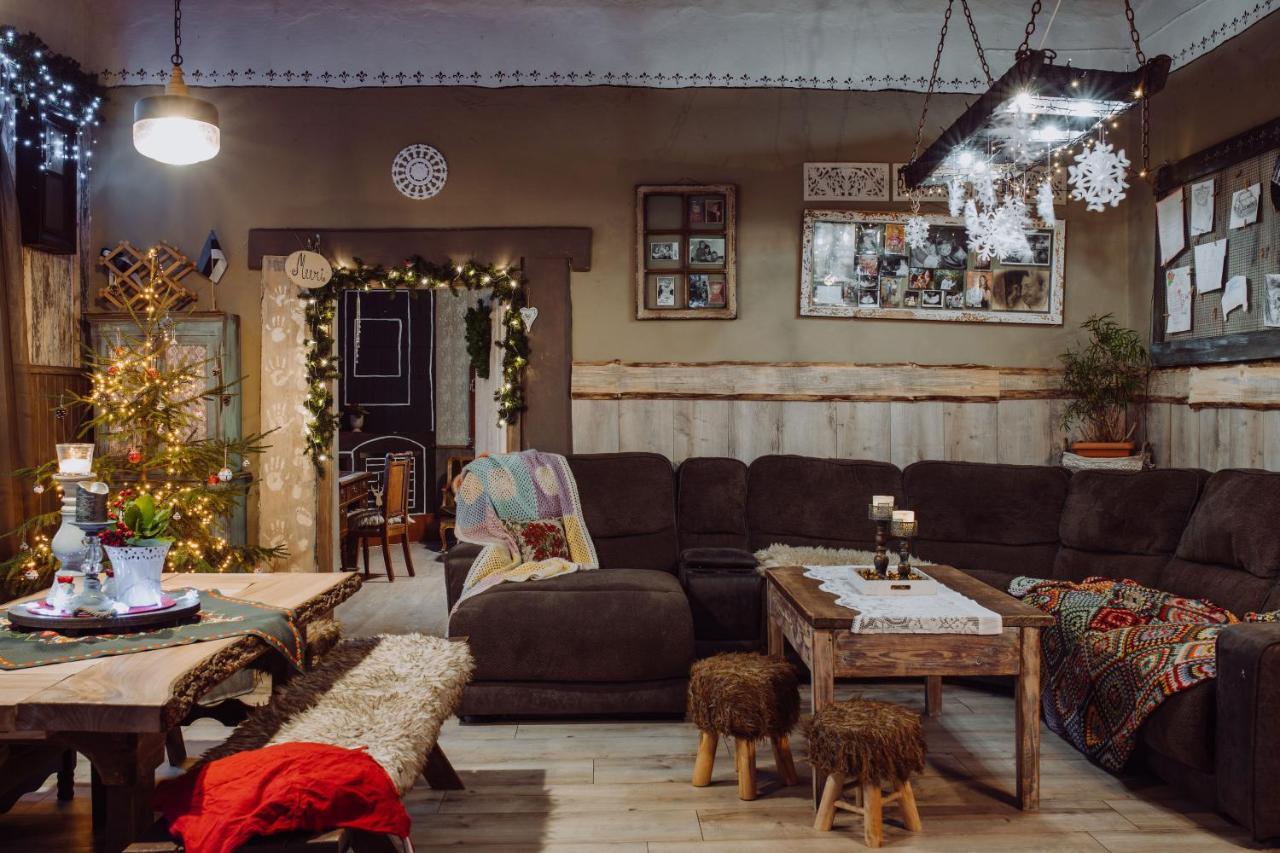 B&B Rando & Kaerdi Juures Oue Lyuganuse Kültér fotó