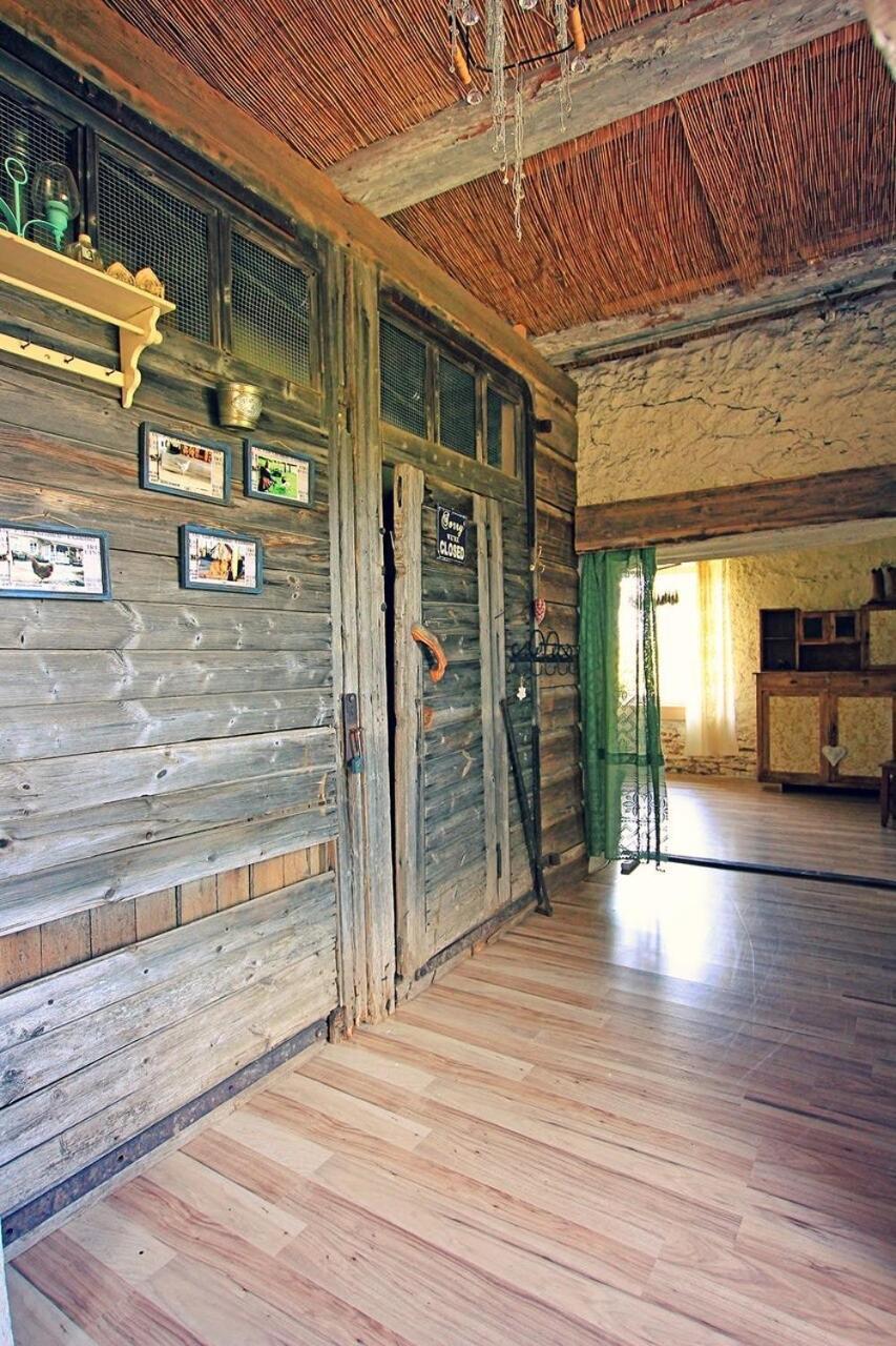 B&B Rando & Kaerdi Juures Oue Lyuganuse Kültér fotó