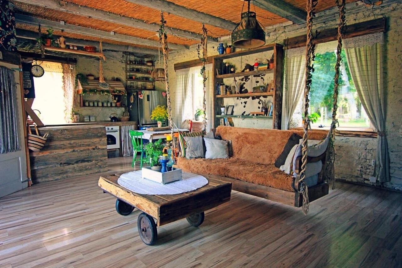 B&B Rando & Kaerdi Juures Oue Lyuganuse Kültér fotó